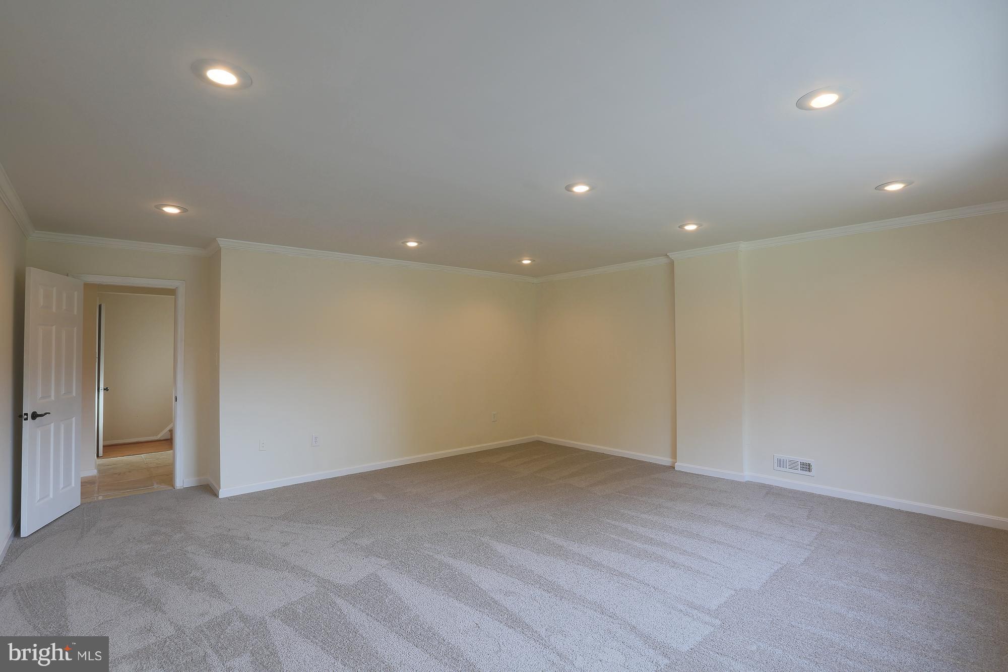 7704 Eden Roc Way Baltimore, MD 21208 - Photo 22 of 49 Gallery Image 22