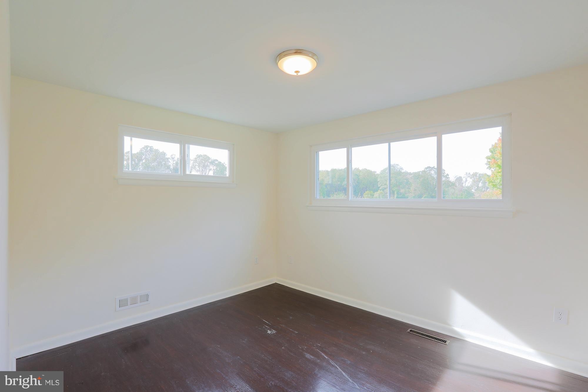 7704 Eden Roc Way Baltimore, MD 21208 - Photo 33 of 49 Gallery Image 33