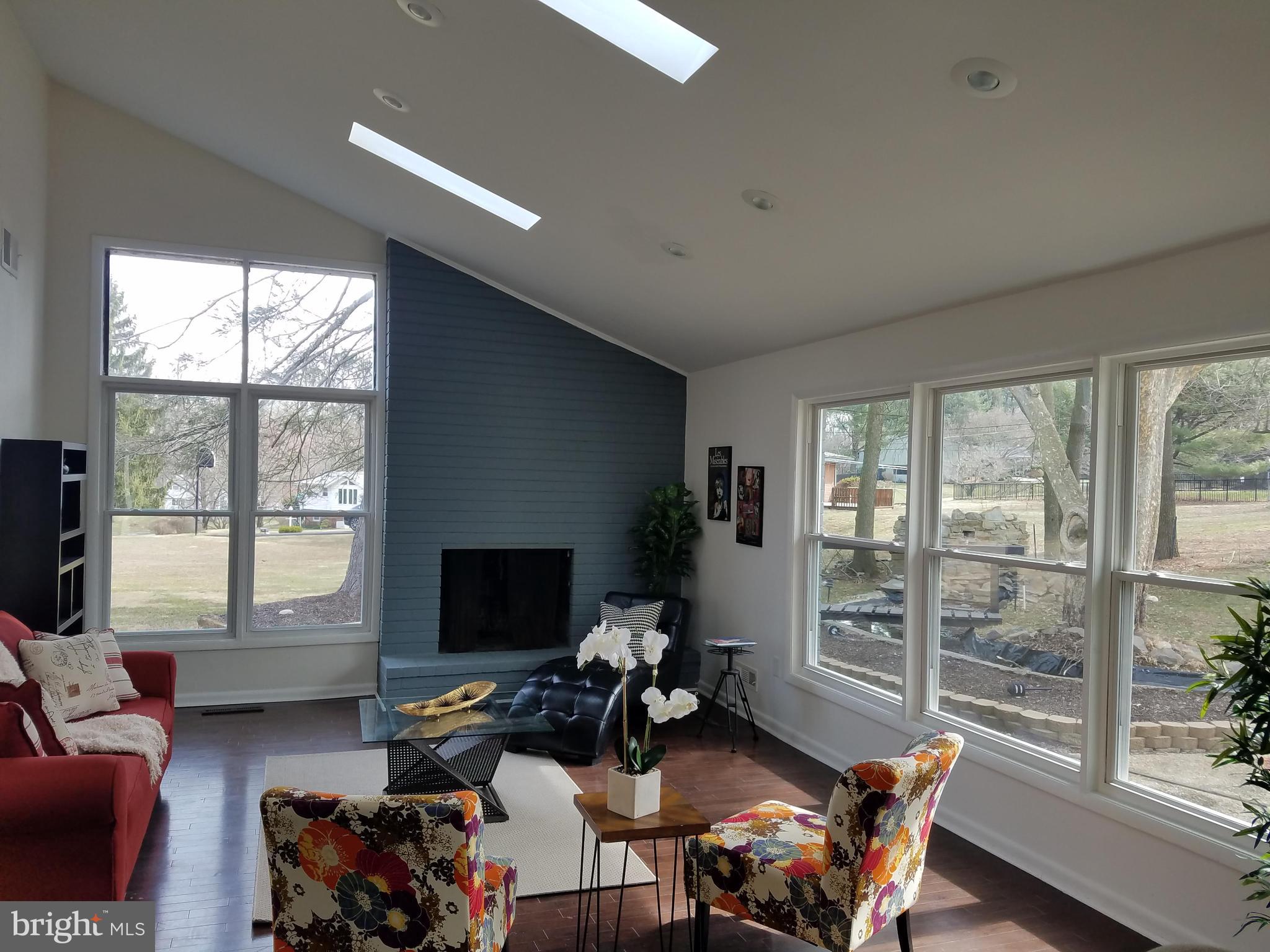 7704 Eden Roc Way Baltimore, MD 21208 - Photo 8 of 49 Gallery Image 8