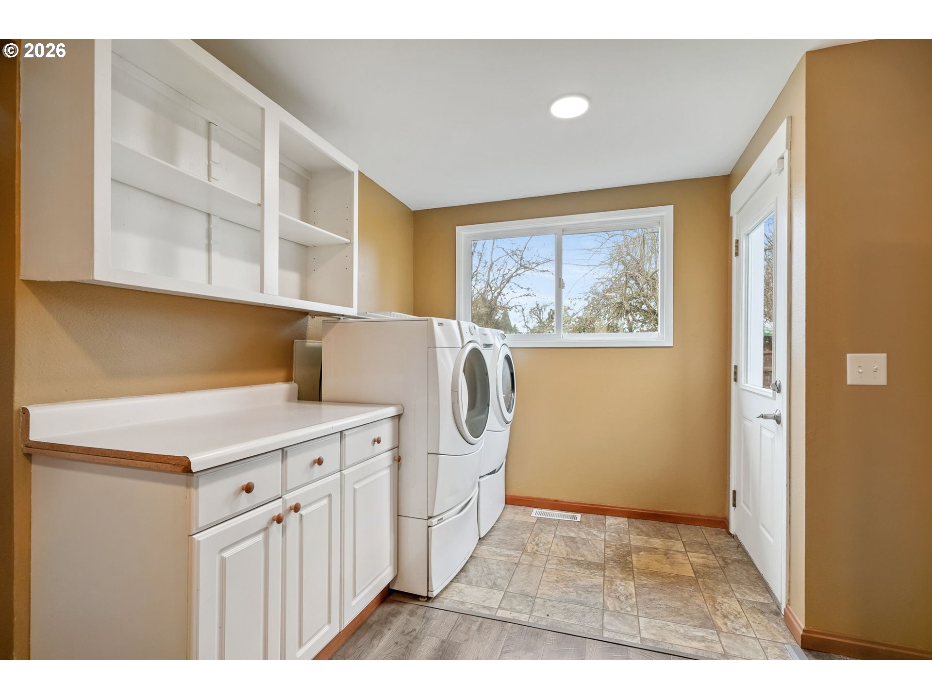 79844 Delight Valley School Road Cottage Grove, OR 97424 - Photo 20 of 48 Laundry