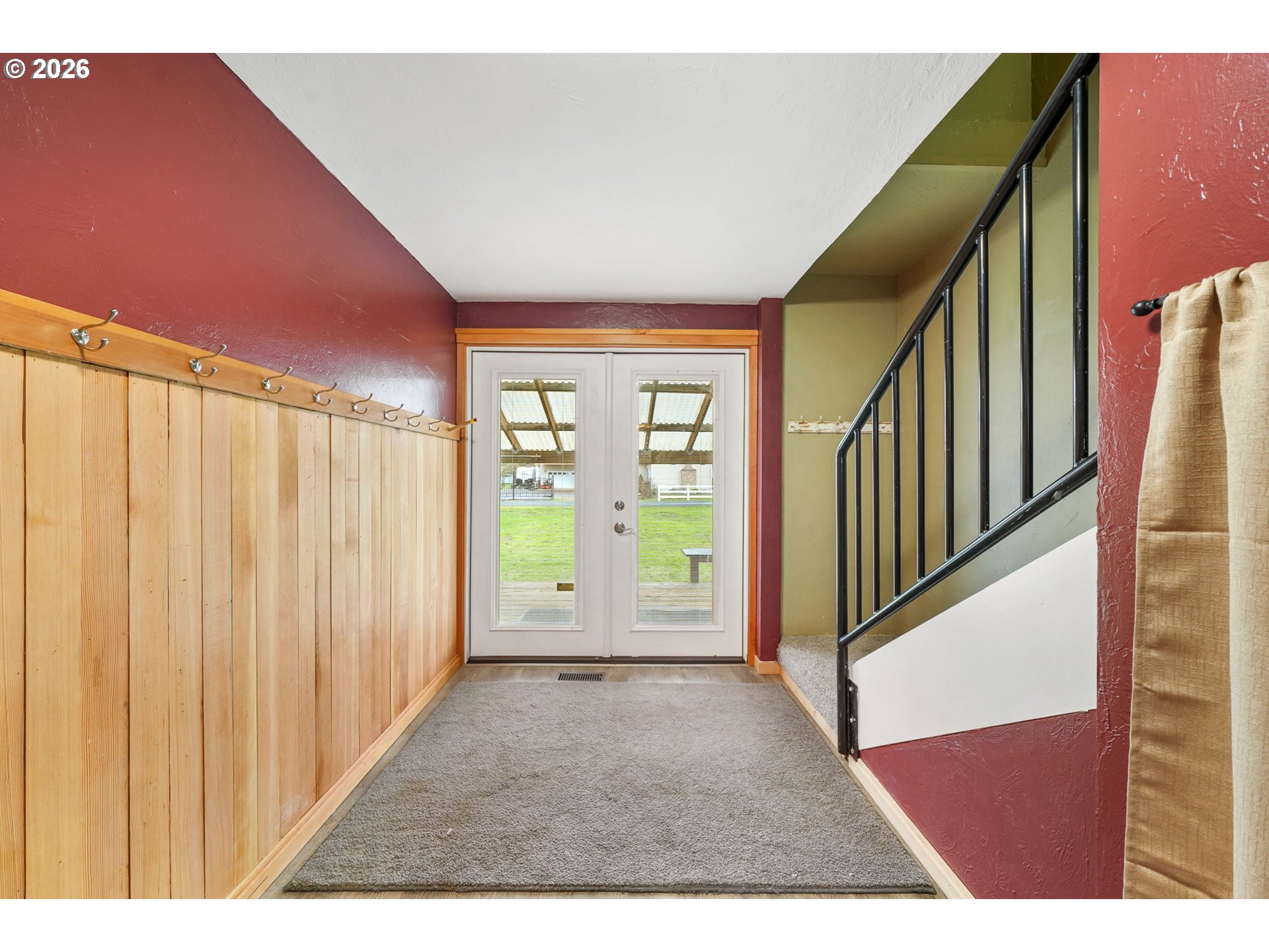 79844 Delight Valley School Road Cottage Grove, OR 97424 - Photo 29 of 48 Entrance/Foyer