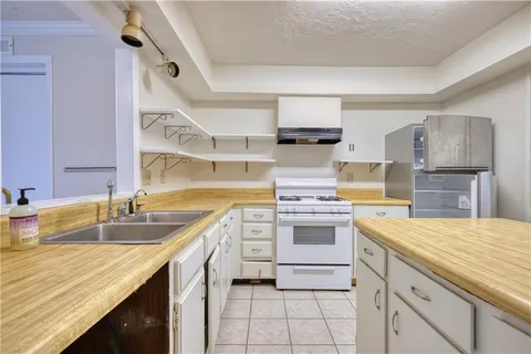 $189,000 | 3722 Jamestown Court, Atlanta, GA 30340
