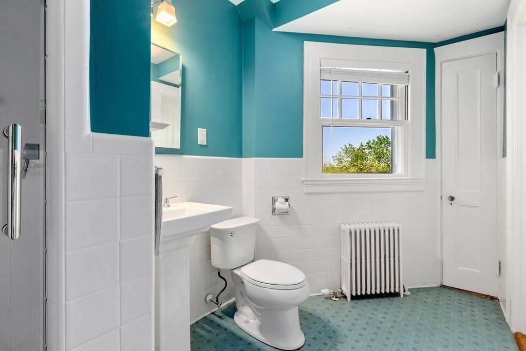 51 Montvale Crescent Newton, MA 02459 - Photo 19 of 39