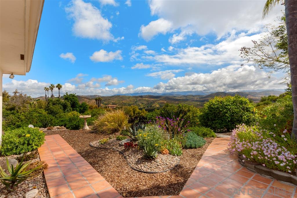 10178-76 Lilac Ridge Road Escondido, CA 92026 - Photo 22 of 25