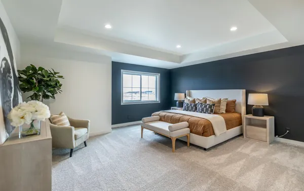 $729,900 | 8327 59th Street South, Horace, ND 58047