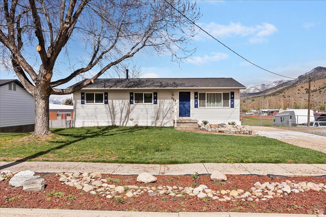 355 East 100 South Morgan, UT 84050 - Photo 2 of 30