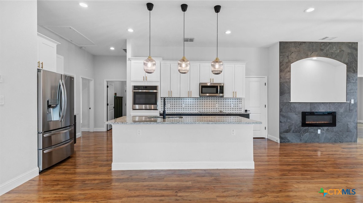 3225 Hawthorne Road Spring Branch, TX 78070 - Photo 10 of 48