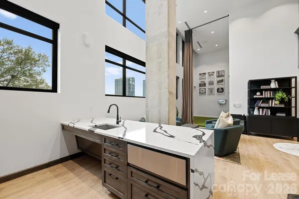 $2,875 | 2025 Cleveland Avenue, Unit IVY, Charlotte, NC 28203