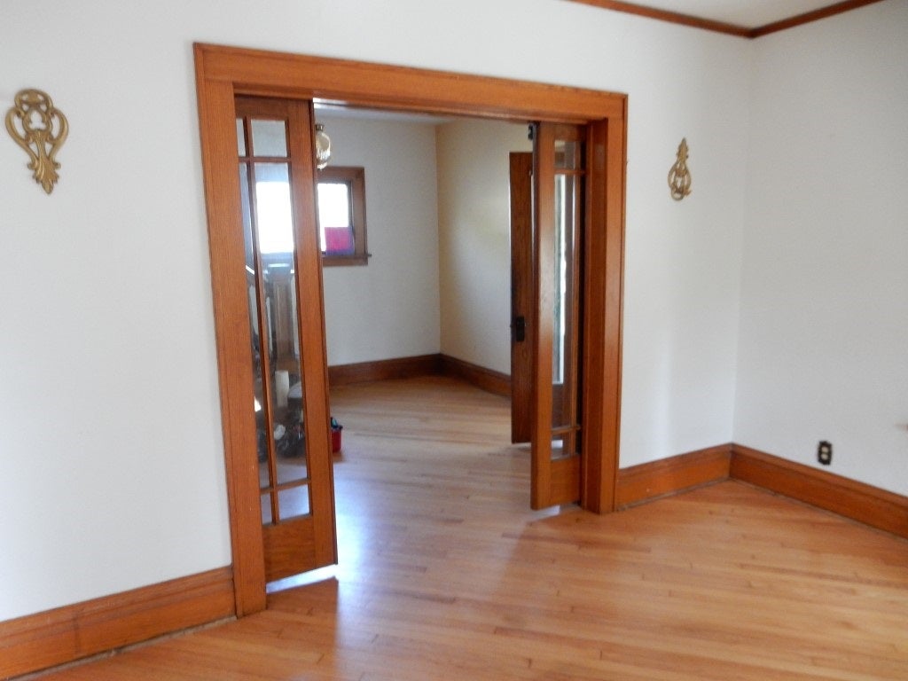 111 East 3rd Street Riverside, IA 52327 - Photo 14 of 25 Gallery Image 14