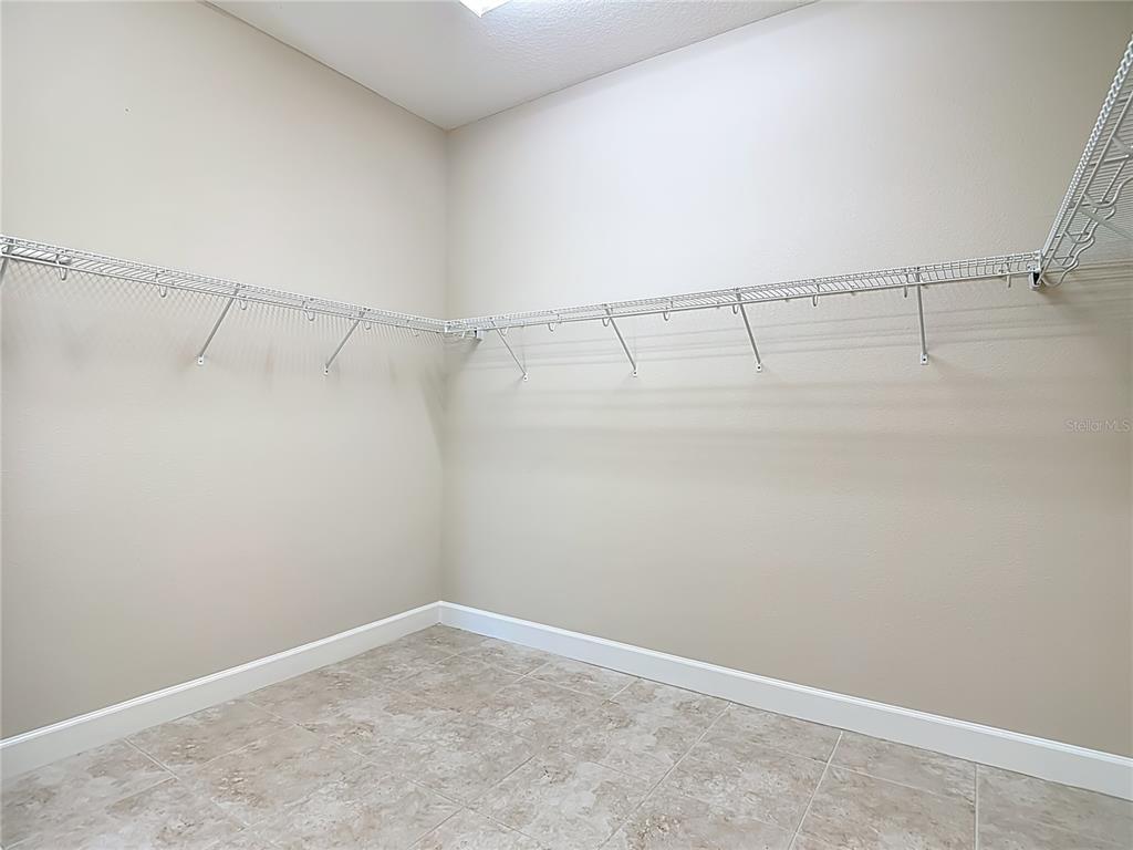 8613 Grand Alberato Road Tampa, FL 33647 - Photo 30 of 56