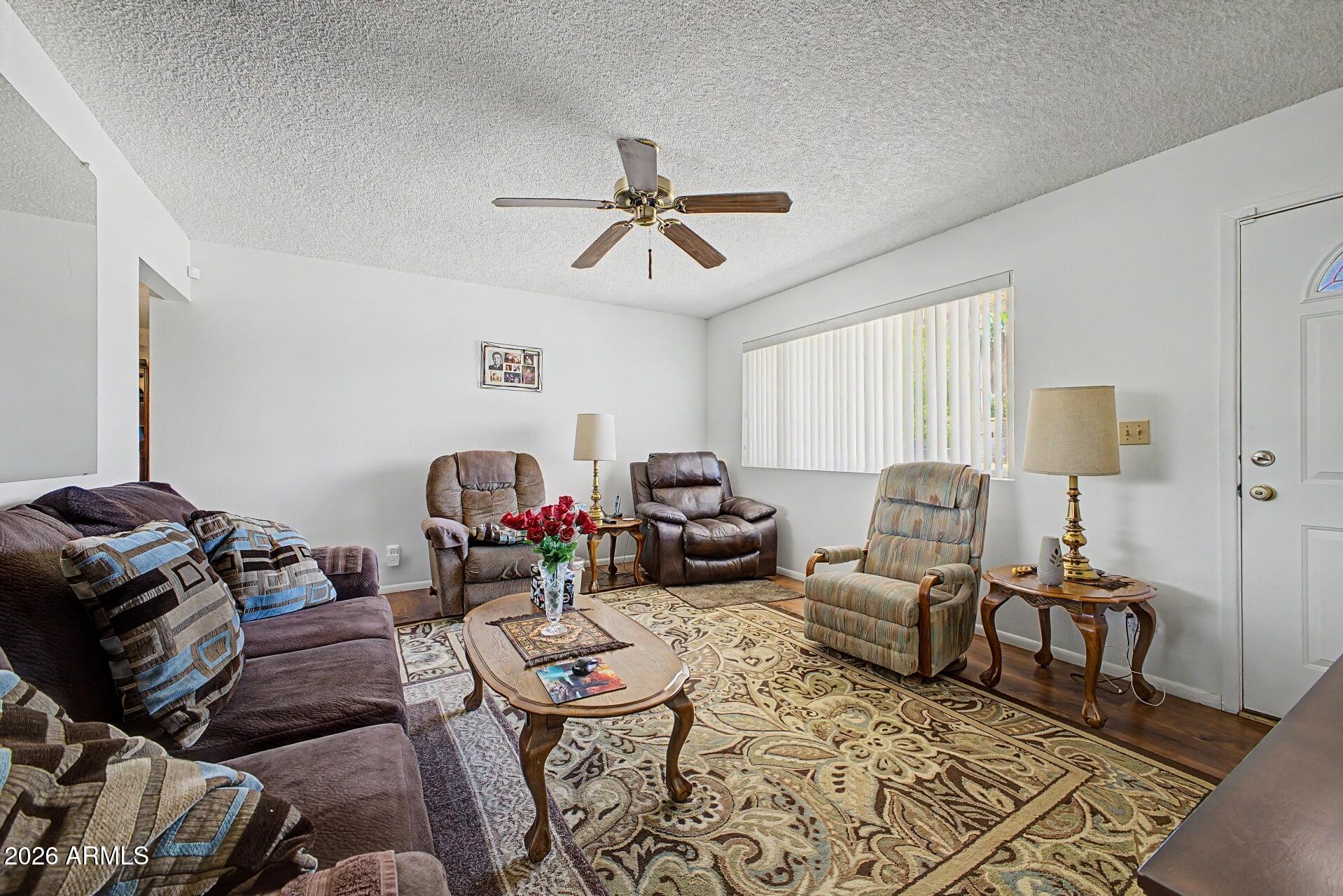 314 West Pinon Avenue Gilbert, AZ 85233 - Photo 5 of 24