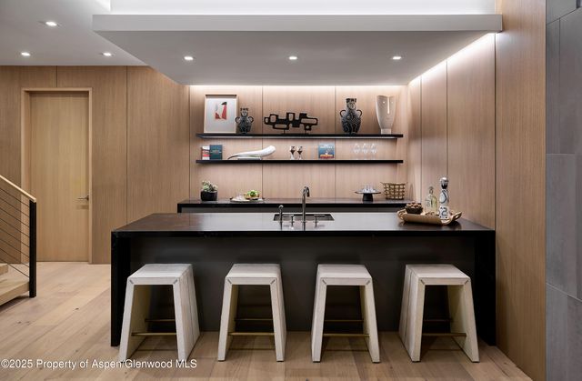 $25,500,000 | 810 West Smuggler Street, Aspen, CO 81611