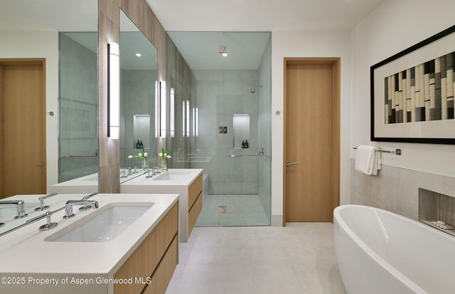 $25,500,000 | 810 West Smuggler Street, Aspen, CO 81611