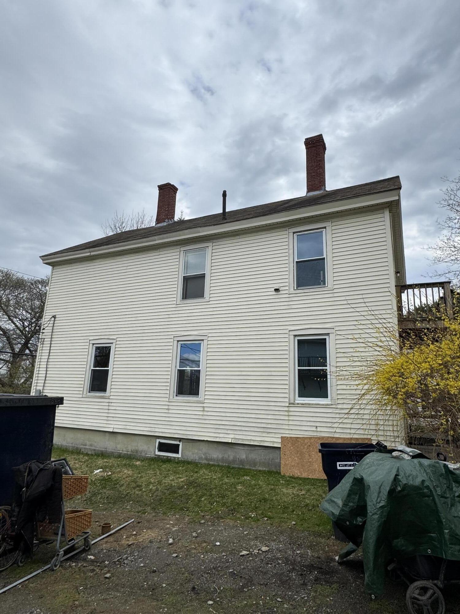 124 Ohio Street Bangor, ME 04401 - Photo 3 of 20 IMG_7933
