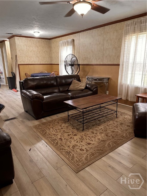 219-221 John Carter Road Bloomingdale, GA 31302 - Photo 24 of 46 221 living room