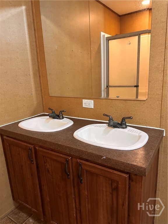 219-221 John Carter Road Bloomingdale, GA 31302 - Photo 38 of 46 221 primary vanity