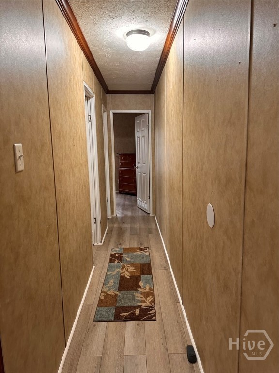 219-221 John Carter Road Bloomingdale, GA 31302 - Photo 40 of 46 221 hallway