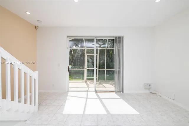 $2,850 | 1911 Madeira Drive, Unit 1911, Fort Lauderdale, FL 33327