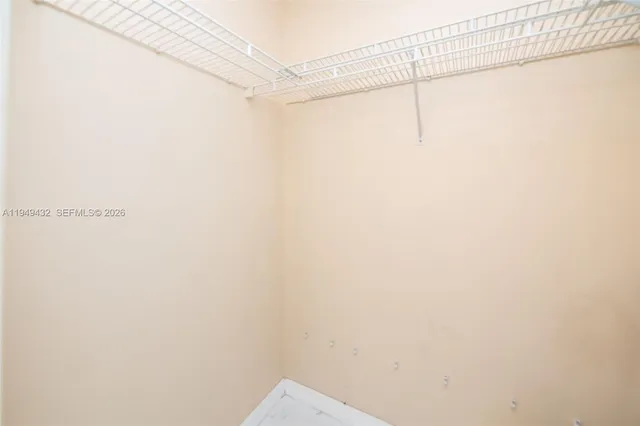 $2,850 | 1911 Madeira Drive, Unit 1911, Fort Lauderdale, FL 33327