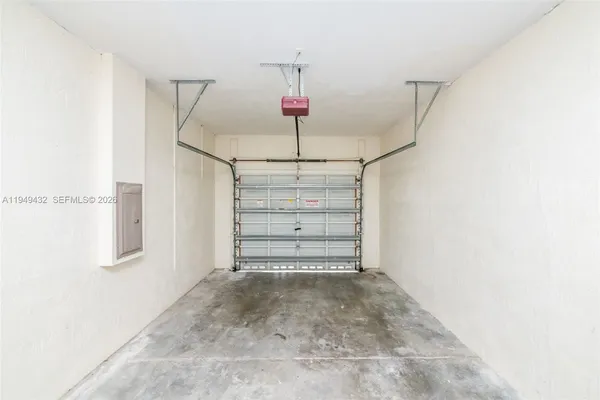 $2,850 | 1911 Madeira Drive, Unit 1911, Weston, FL 33327