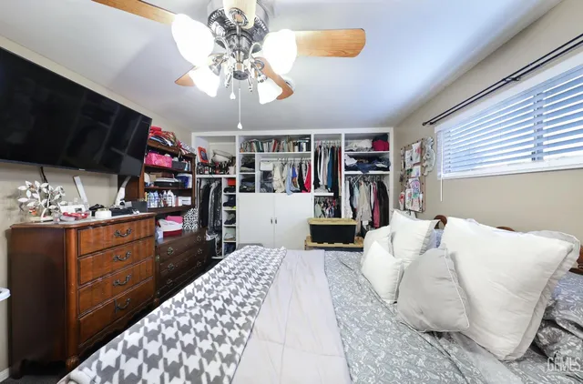 $320,000 | Undisclosed Address, Bakersfield, CA 93305