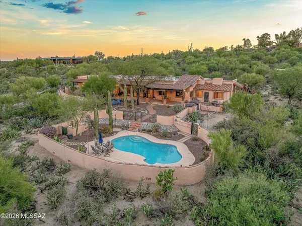 $1,245,000 | 2955 North Tomahawk Trail, Tucson, AZ 85749