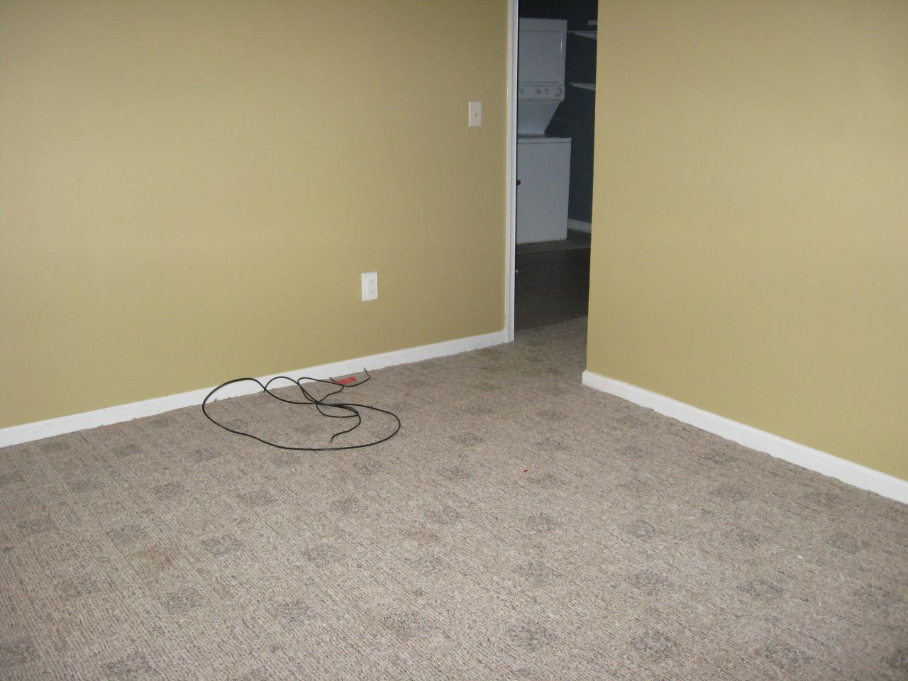 3493 Hales Ford Road Moneta, VA 24121 - Photo 3 of 9 Living Room