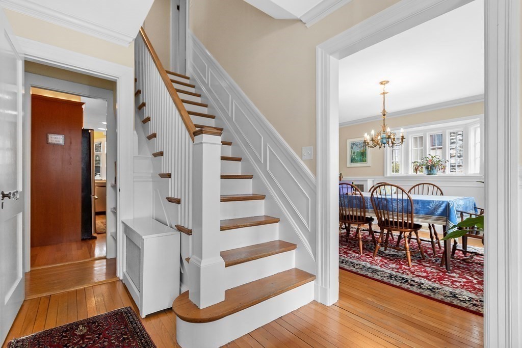 37 Brewster Road Newton, MA 02461 - Photo 2 of 20