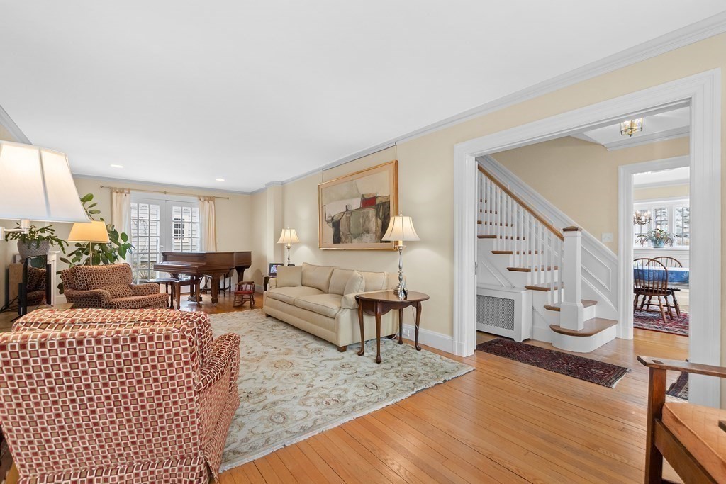 37 Brewster Road Newton, MA 02461 - Photo 9 of 20