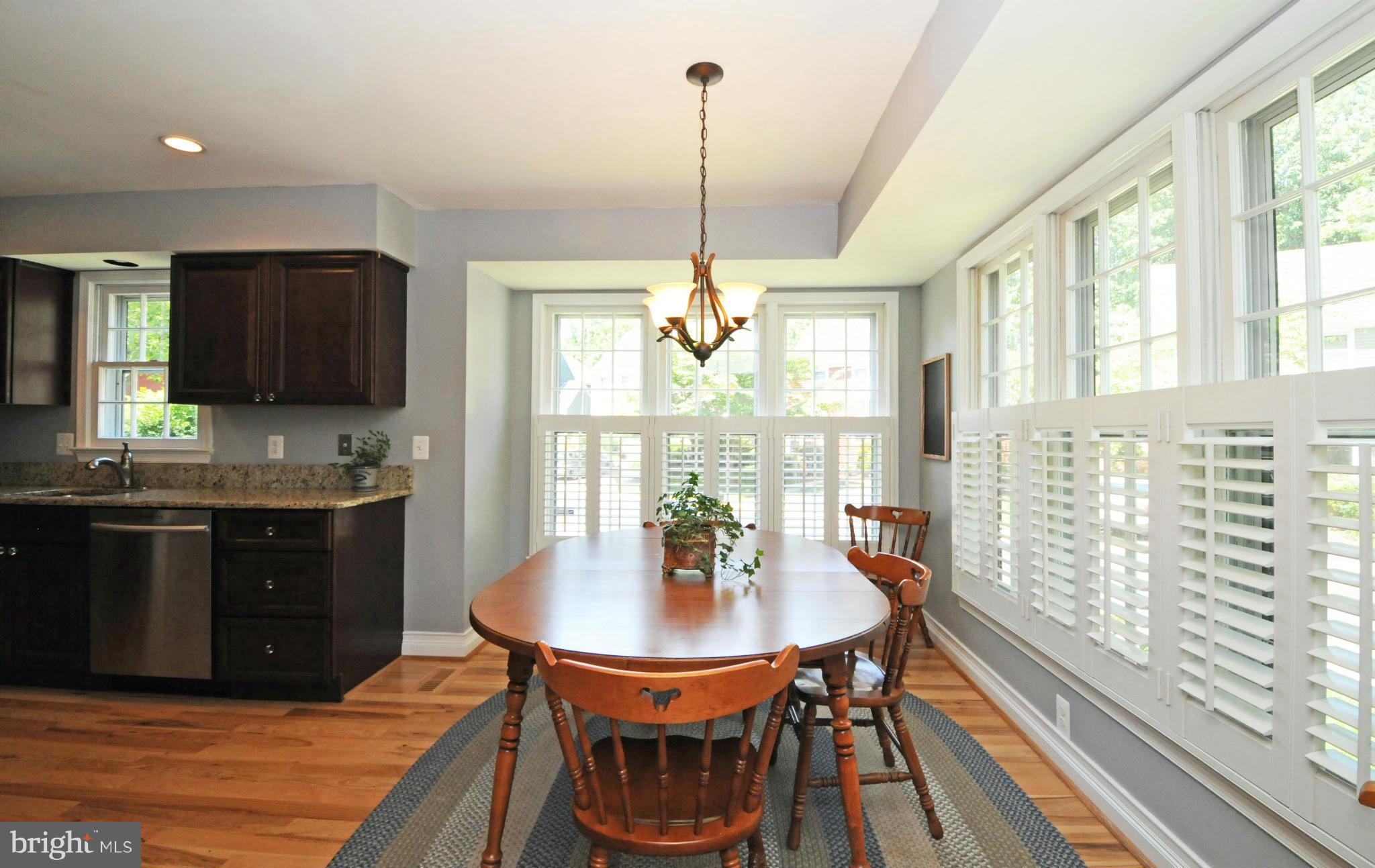 2101 Salt Kettle Way Reston, VA 20191 - Photo 13 of 30 ANOTHER VIEW OF THE BREAKFAST AREA