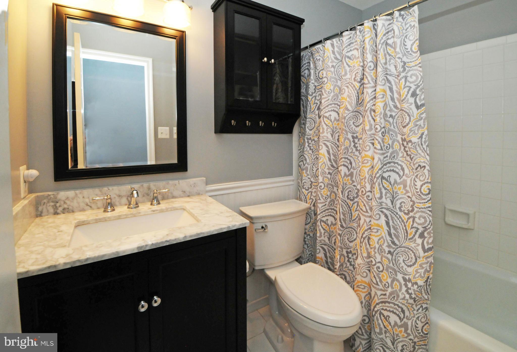 2101 Salt Kettle Way Reston, VA 20191 - Photo 24 of 30 HALL BATH TASTEFULLY REFRESHED IN 2015