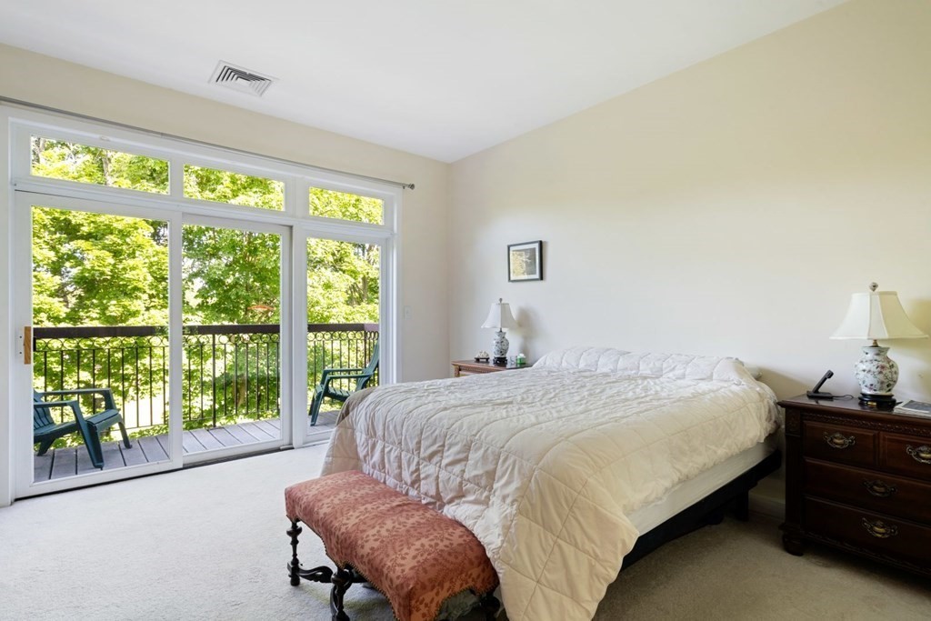 195 High Street, Unit 302 Brookline, MA 02445 - Photo 5 of 11