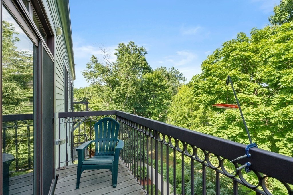 195 High Street, Unit 302 Brookline, MA 02445 - Photo 6 of 11