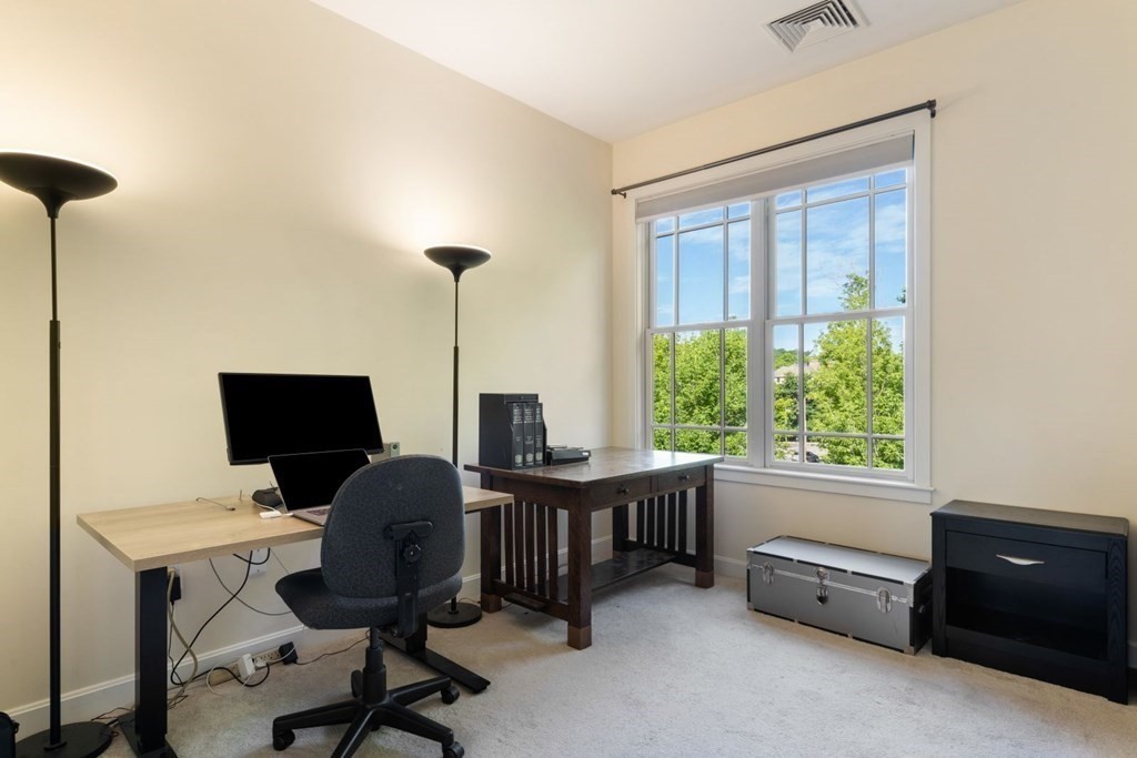 195 High Street, Unit 302 Brookline, MA 02445 - Photo 8 of 11