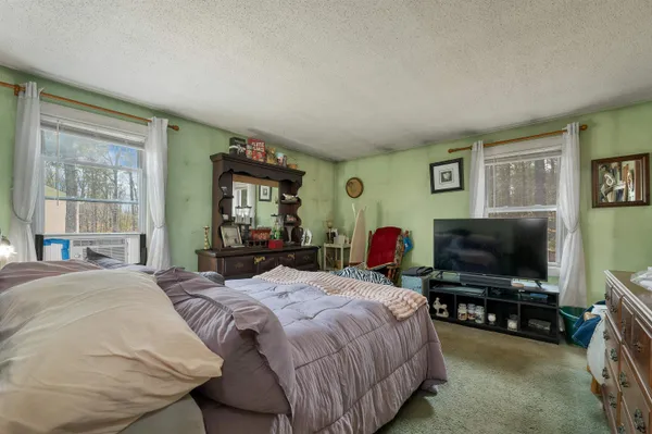 $369,900 | 74 Whitelaw Drive, Conway, NH 03813