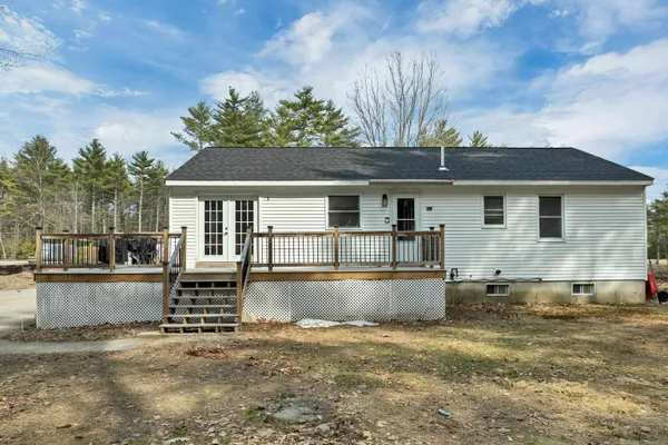 $369,900 | 74 Whitelaw Drive, Conway, NH 03813