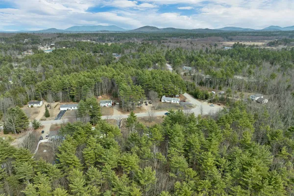 $369,900 | 74 Whitelaw Drive, Conway, NH 03813