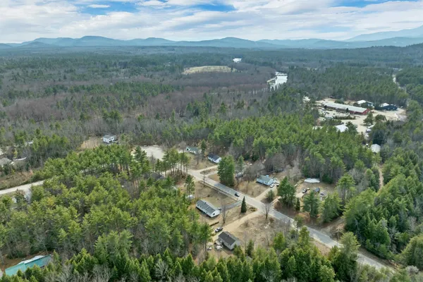 $369,900 | 74 Whitelaw Drive, Conway, NH 03813