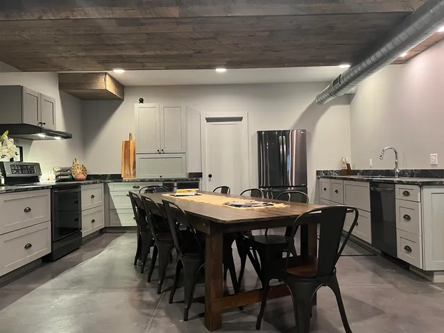 $1,300,000 | 51 Singer Brook Road, Milford, NH 03055