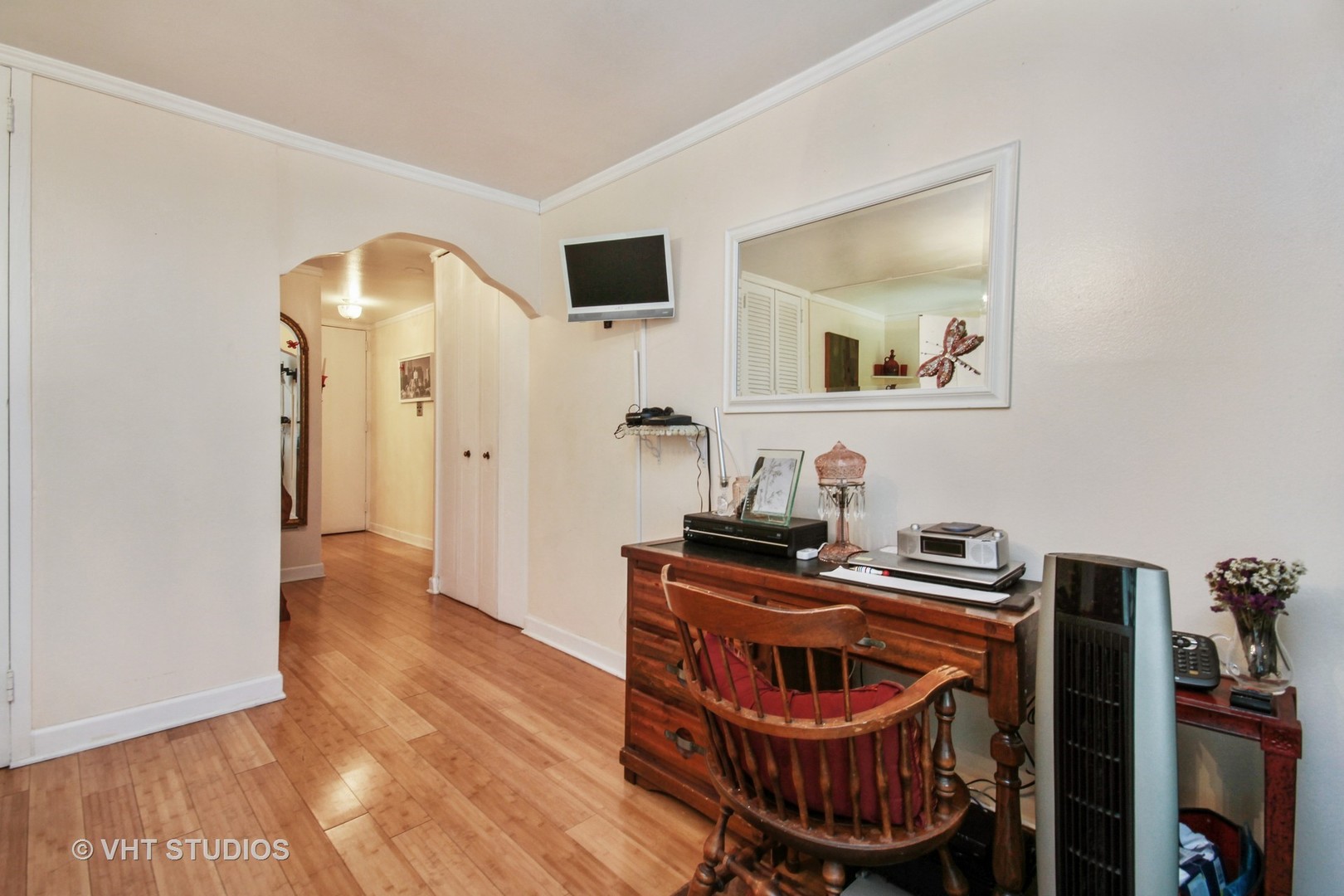21 West Goethe Street, Unit 9B Chicago, IL 60610 - Photo 4 of 14