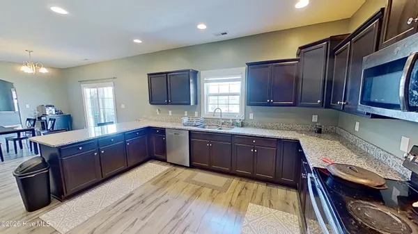 $2,900 | 707 Hope Dexter Drive, Jacksonville, NC 28546