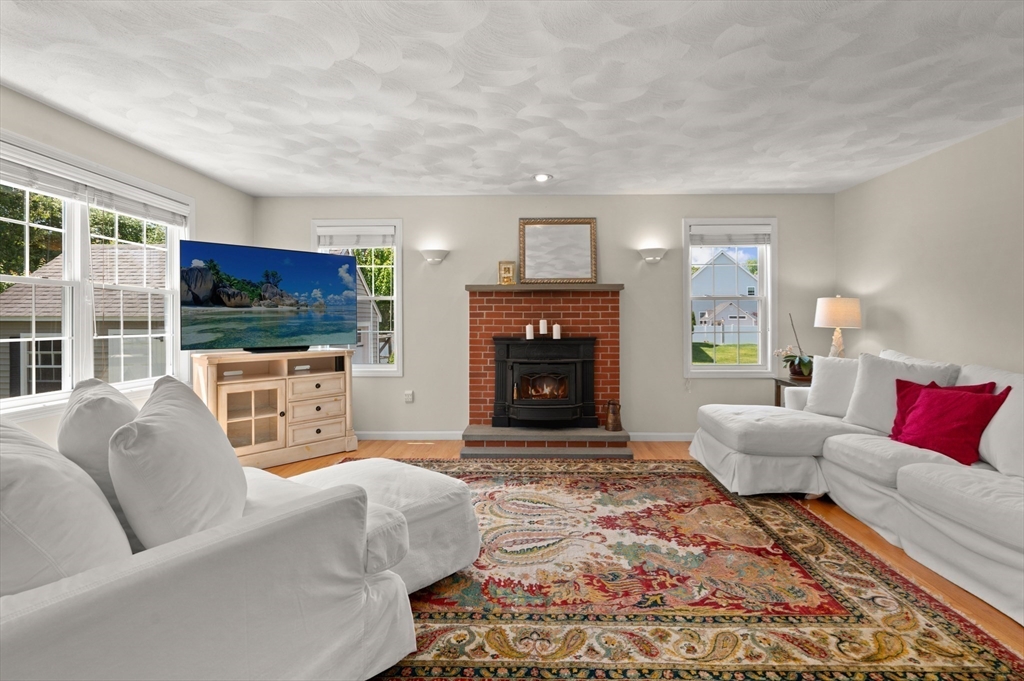69 Spencer Knowles Road Rowley, MA 01969 - Photo 12 of 40 Gallery Image 12