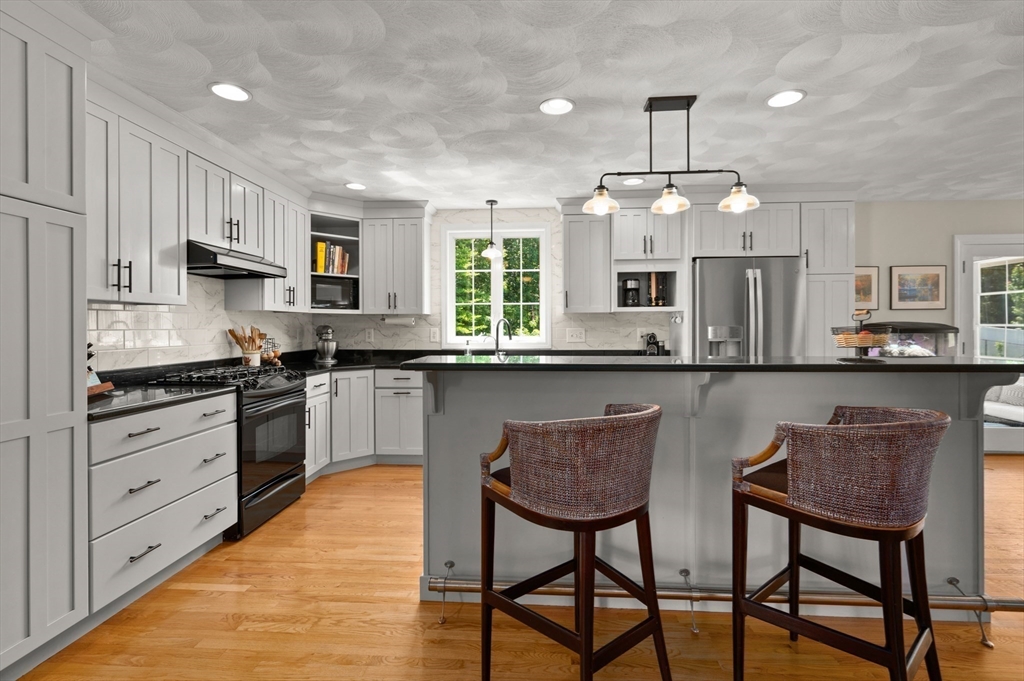 69 Spencer Knowles Road Rowley, MA 01969 - Photo 7 of 40 Gallery Image 7