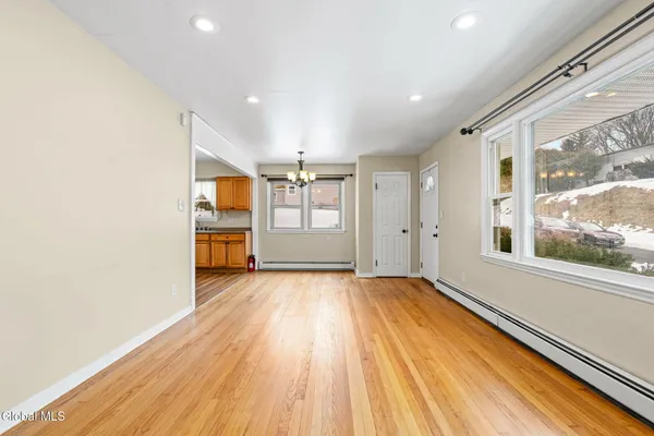 $30,000 | 165 South Pine Avenue, Albany, NY 12208