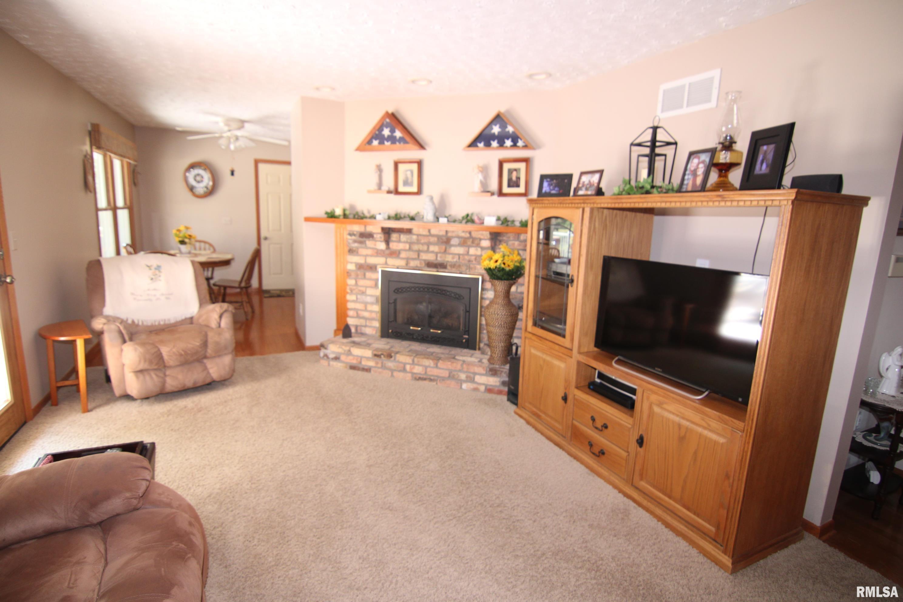 11315 Devils Creek Road Blue Grass, IA 52726 - Photo 3 of 23 Gallery Image 3
