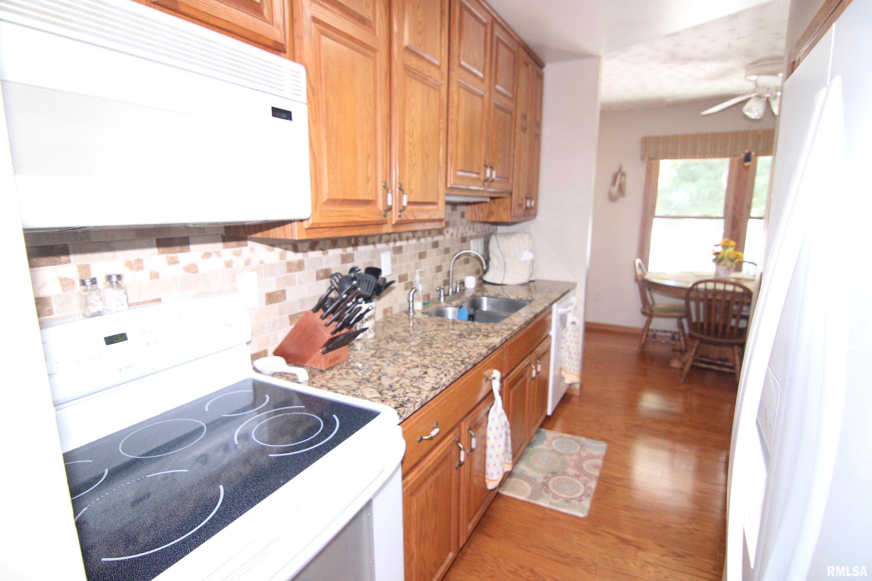 11315 Devils Creek Road Blue Grass, IA 52726 - Photo 5 of 23 Gallery Image 5