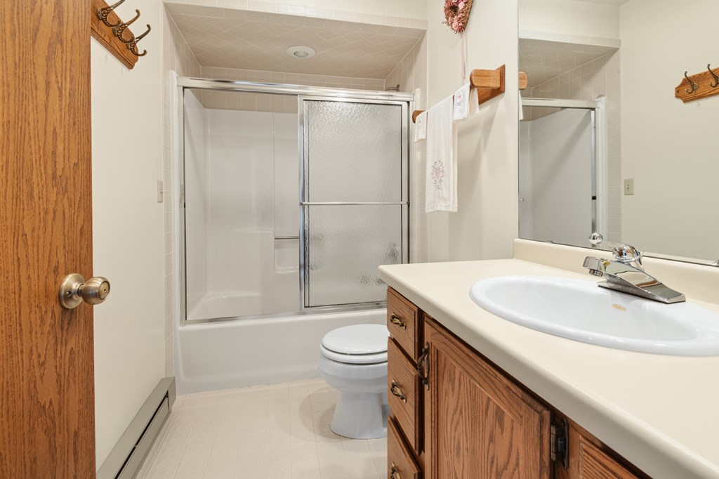 11948 Timberline Road Ellison Bay, WI 54210 - Photo 16 of 23 Second Floor Bathroom
