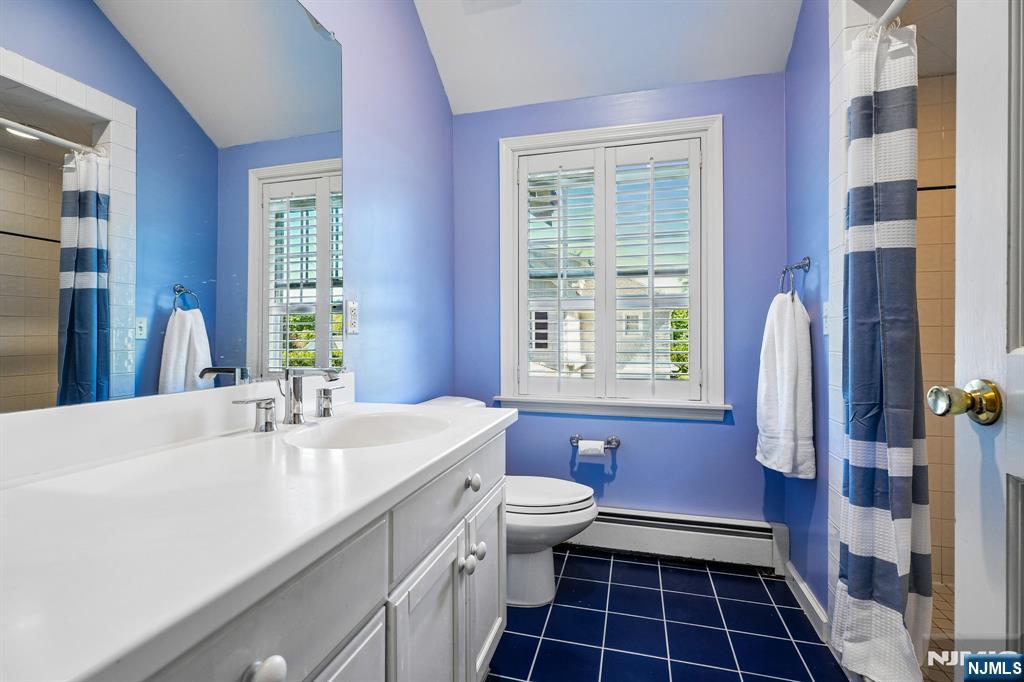 173 Highland Avenue Ridgewood, NJ 07450 - Photo 28 of 43