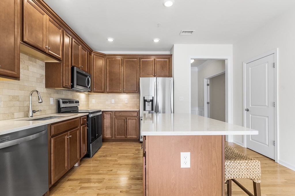 1102 Peters Farm Way, Unit 1102 Westborough, MA 01581 - Photo 11 of 34