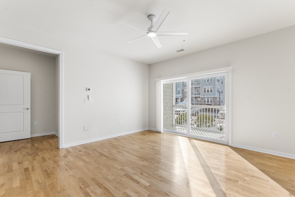 1102 Peters Farm Way, Unit 1102 Westborough, MA 01581 - Photo 5 of 34